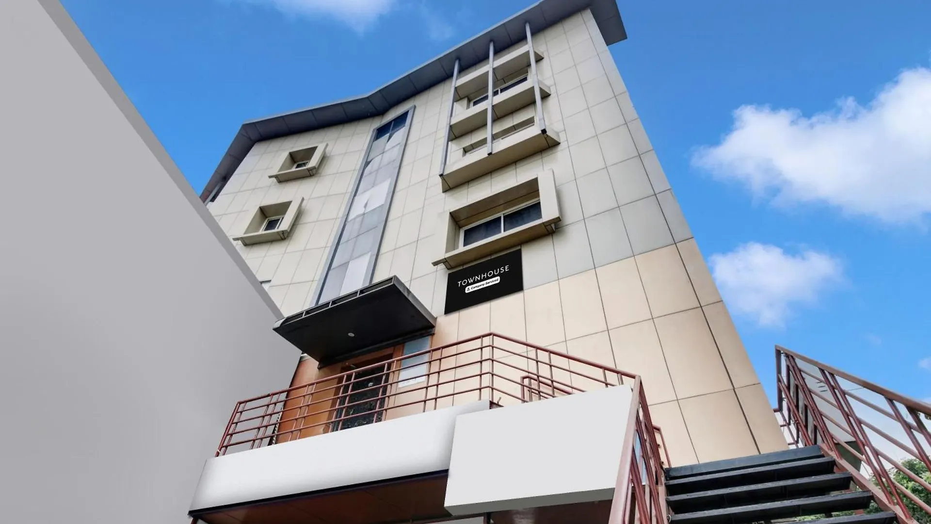 Super Townhouse Mysore City Centre Formerly Hotel Mahendra 3*,  Индия